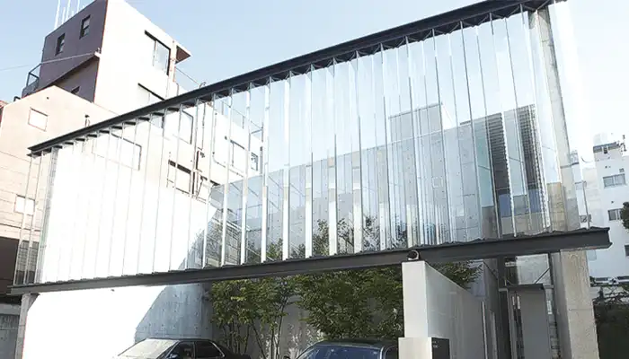 THE CLINIC