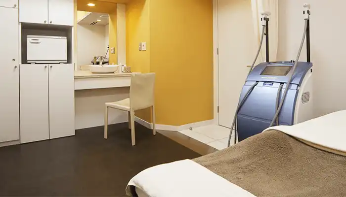 THE CLINIC